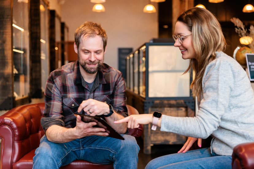 How Tablets Can Improve Customer Experiences in Modern Businesses