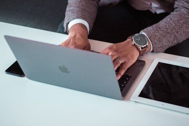 Boost Your Business Productivity with Laptop Rentals from Get It Rent